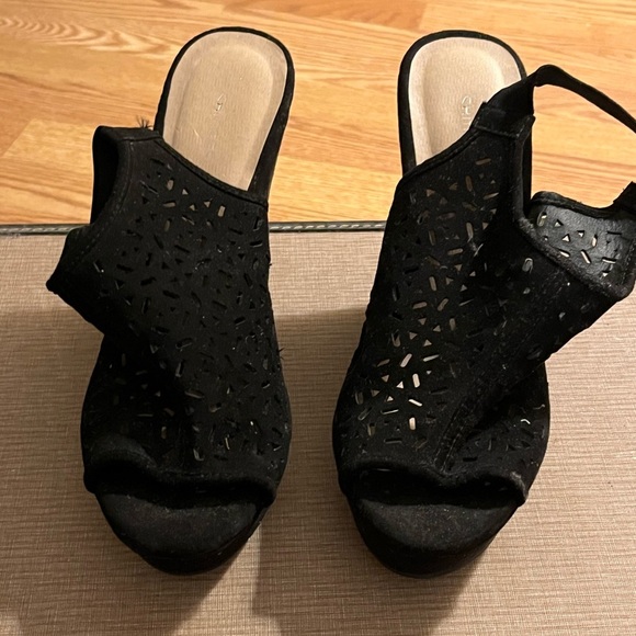 Chinese Laundry platform wedge heels - Picture 4 of 7